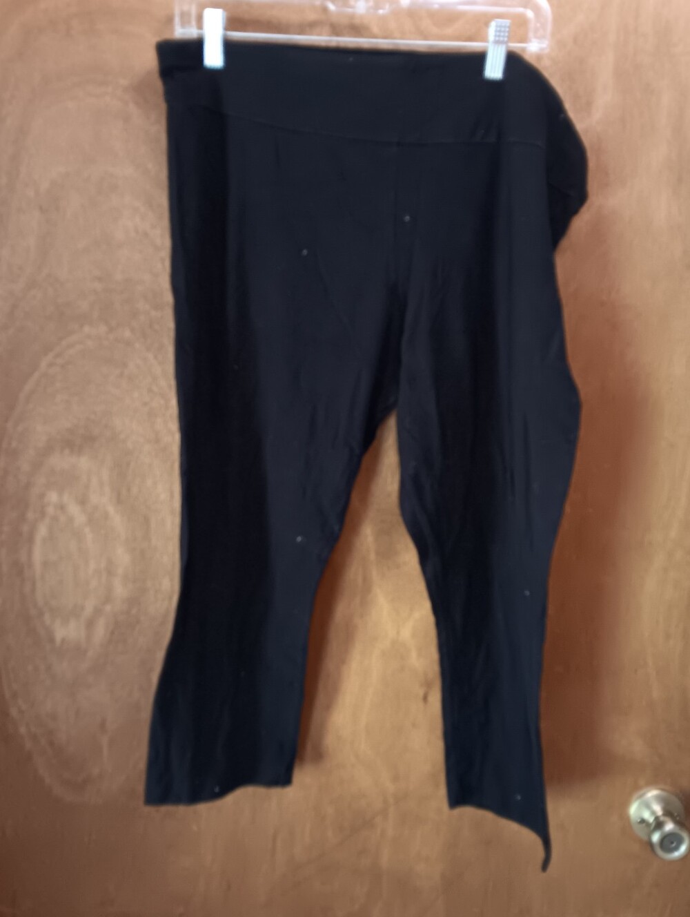Time And Tru Black Stretch Capri Leggings